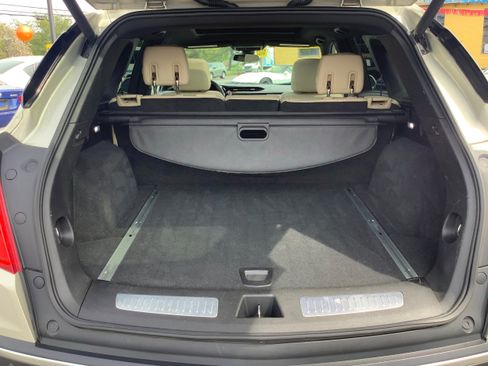 Used 2017 Cadillac XT5 Premium Luxury image 13