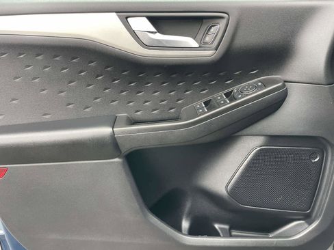 Used 2020 Ford Escape SE Sport image 12