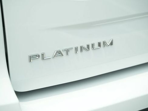 Used 2025 Ford Expedition Platinum AWD/4WD image 49