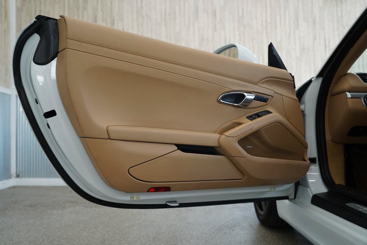 Used 2014 Porsche Cayman RWD image 28