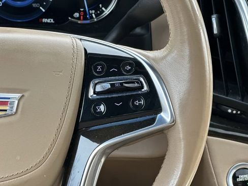 Used 2019 Cadillac Escalade Platinum image 33