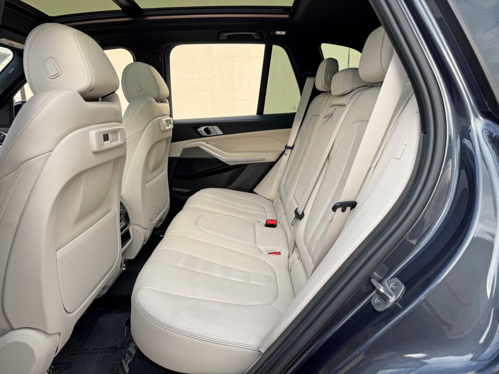 Used 2021 BMW X5 sDrive40i w/ M Sport Package RWD image 43