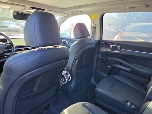 New 2026 Kia Sorento EX image 25