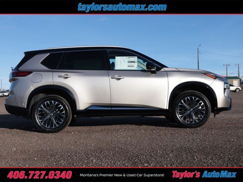 New 2026 Nissan Rogue Platinum w/ Tech Package AWD/4WD image 3