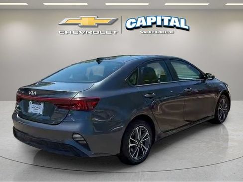 Used 2024 Kia Forte LXS FWD image 5