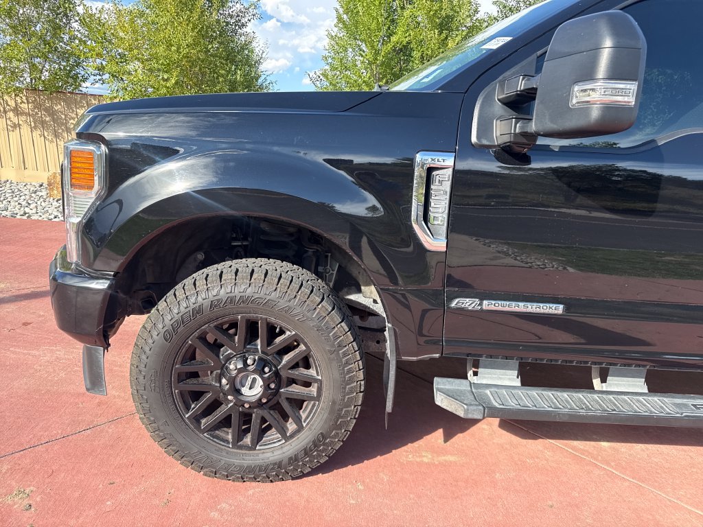 Used 2022 Ford F250 XLT w/ Black Appearance Package AWD/4WD image 33