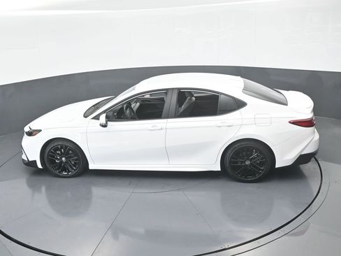 Used 2026 Toyota Camry SE w/ Convenience Package image 55