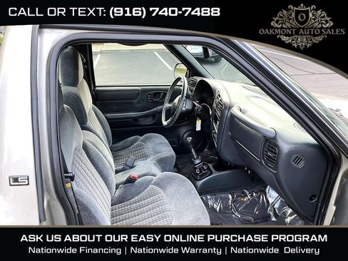 Used 1999 Chevrolet S10 Pickup LS w/ Preferred Equipment Group RWD image 11