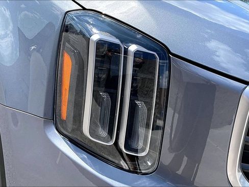 Used 2023 Kia Telluride S AWD/4WD image 27
