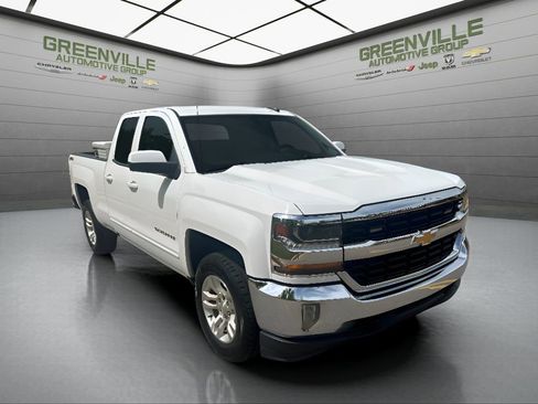 Used 2018 Chevrolet Silverado 1500 LT w/ All Star Edition image 4