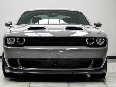 Used 2023 Dodge Challenger SRT Hellcat image 8