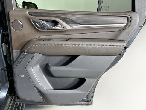 Used 2021 GMC Yukon Denali w/ Denali Premium Package image 33