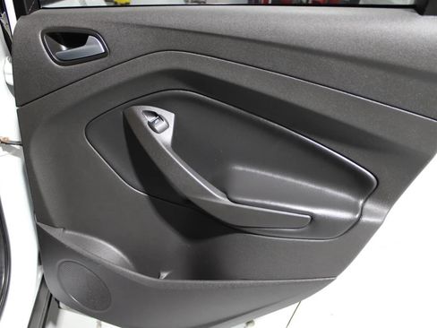 Used 2017 Ford Escape SE FWD image 36