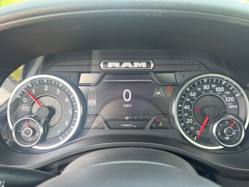 Used 2025 RAM 1500 Big Horn AWD/4WD image 30