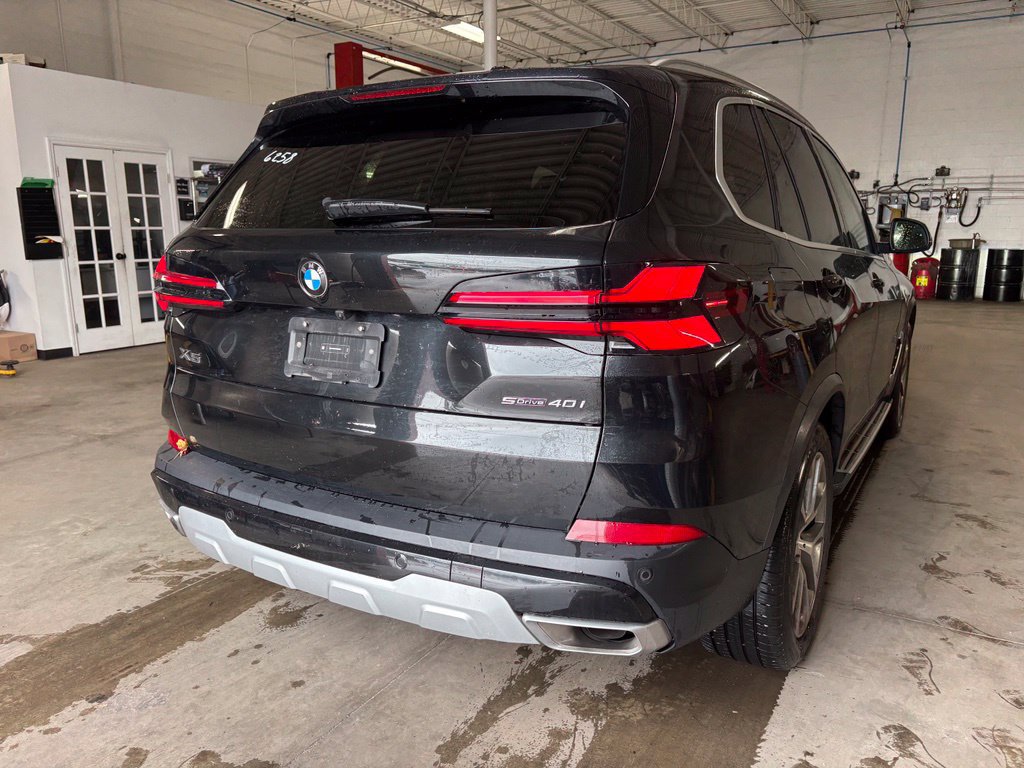 Used 2026 BMW X5 sDrive40i RWD image 3