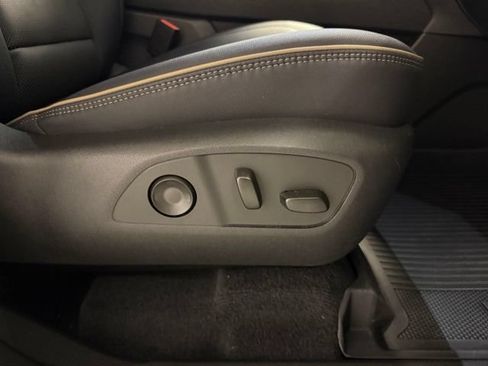 Used 2026 Chevrolet Traverse High Country w/ LPO, Floor Liner Package AWD/4WD image 34