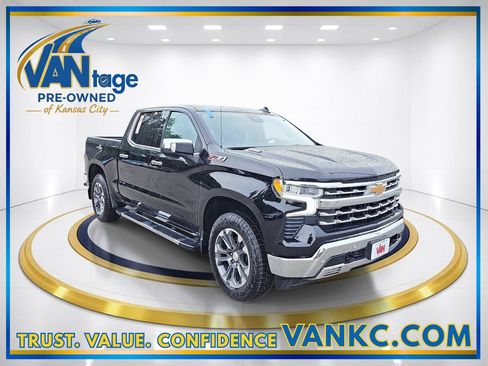 Certified 2025 Chevrolet Silverado 1500 LTZ w/ LTZ Premium Package AWD/4WD image 3