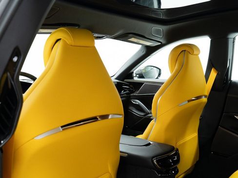 Used 2024 Ferrari Purosangue image 24