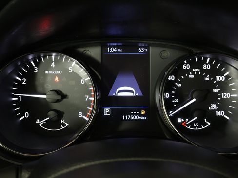 Used 2018 Nissan Rogue SV w/ Premium Package image 44