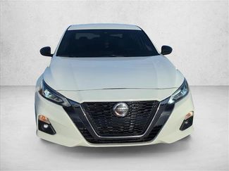 Used 2020 Nissan Altima 2.5 SR FWD video 2