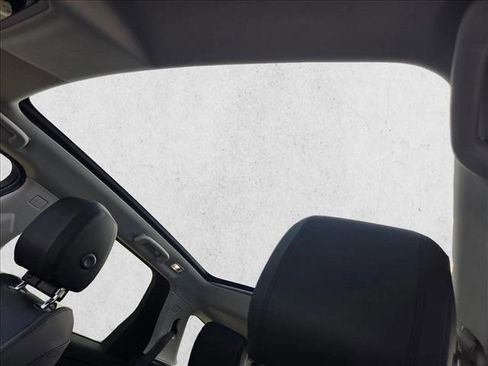 Certified 2025 Land Rover Discovery Sport S image 13