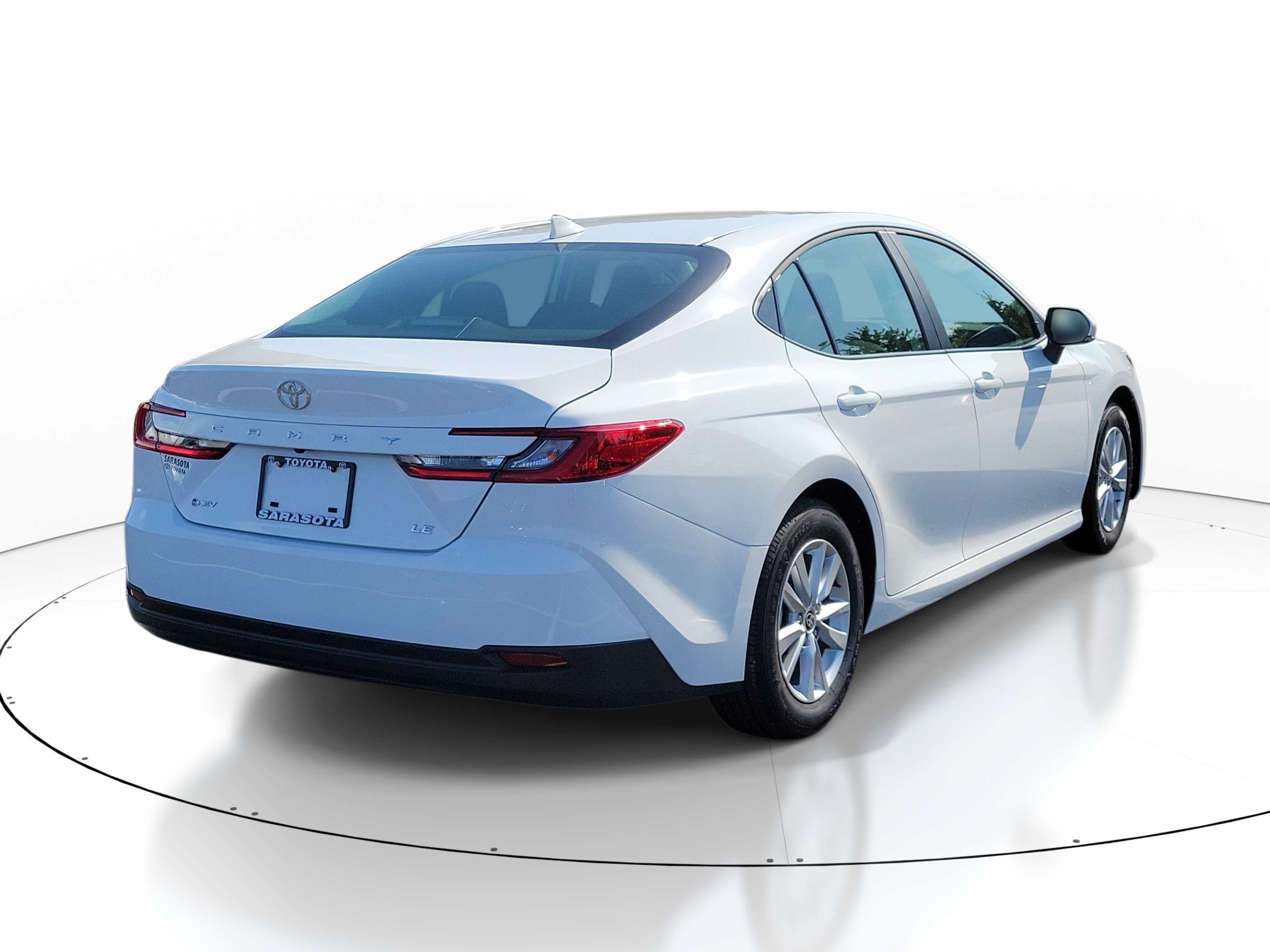 Used 2026 Toyota Camry LE FWD image 6
