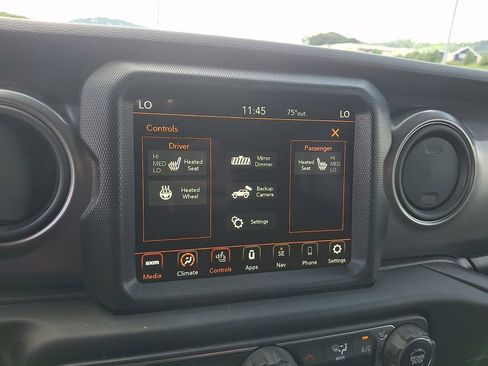 Used 2023 Jeep Wrangler Unlimited w/ Cold Weather Group AWD/4WD image 17