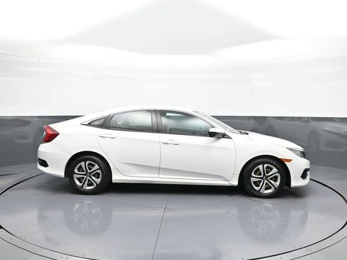 Certified 2018 Honda Civic LX image 5