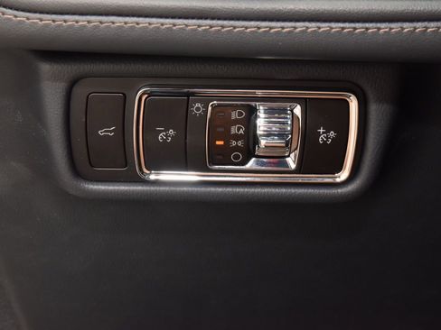 New 2026 Lincoln Aviator 2WD image 32