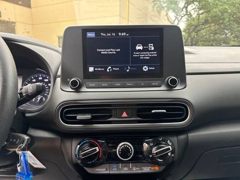 Used 2022 Hyundai Kona SE FWD image 10
