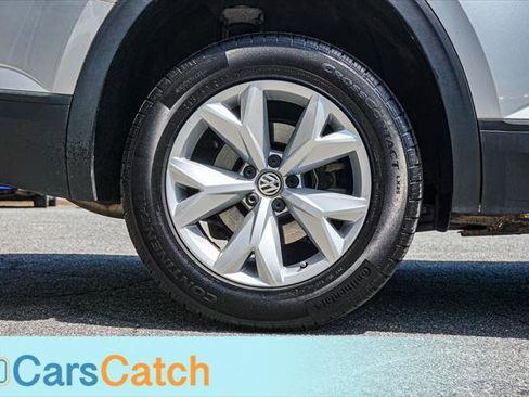 Used 2018 Volkswagen Atlas SE image 16