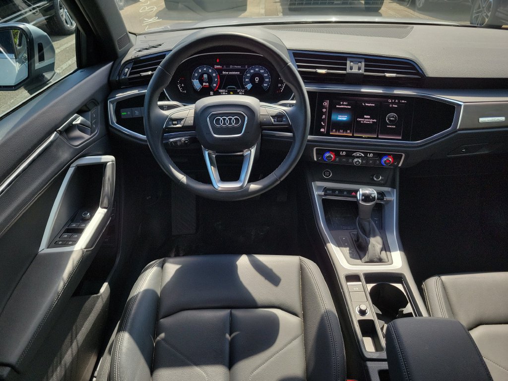 Used 2024 Audi Q3 2.0T Premium w/ Convenience Package AWD/4WD image 9