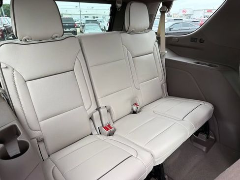 New 2026 GMC Yukon Denali w/ Advanced Technology Package AWD/4WD image 23