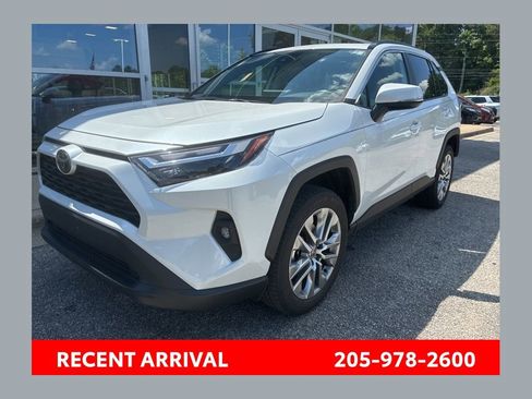 Used 2023 Toyota RAV4 XLE Premium FWD image 1
