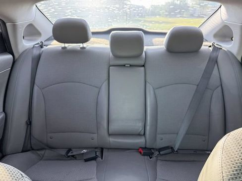 Used 2013 Hyundai Sonata SE FWD image 18