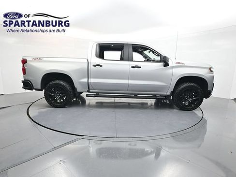 Used 2021 Chevrolet Silverado 1500 LT Trail Boss w/ Bed Protection Package AWD/4WD image 8