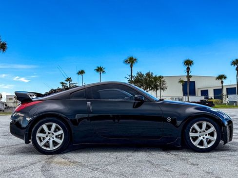 Used 2005 Nissan 350Z Enthusiast w/ (K96) Aerodynamics Pkg image 8
