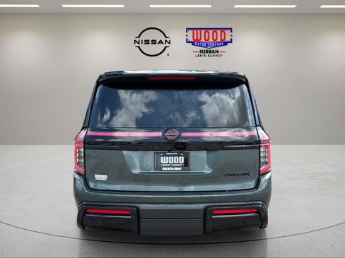 Used 2025 Nissan Armada PRO-4X AWD/4WD image 3