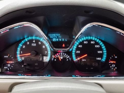 Used 2017 Chevrolet Traverse LS FWD image 13