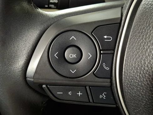 Used 2024 Toyota Corolla Cross XLE w/ Convenience Package AWD/4WD image 21