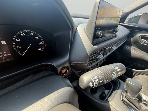 Used 2025 Honda HR-V Sport image 26