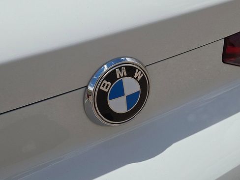 Used 2026 BMW X6 xDrive40i AWD/4WD image 13