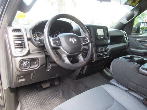 Used 2022 RAM 1500 Big Horn AWD/4WD image 17