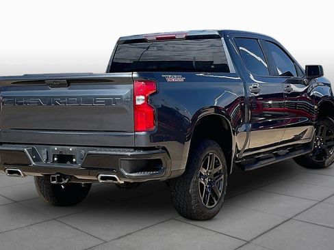 Used 2021 Chevrolet Silverado 1500 Custom Trail Boss w/ Safety Confidence Package AWD/4WD image 13
