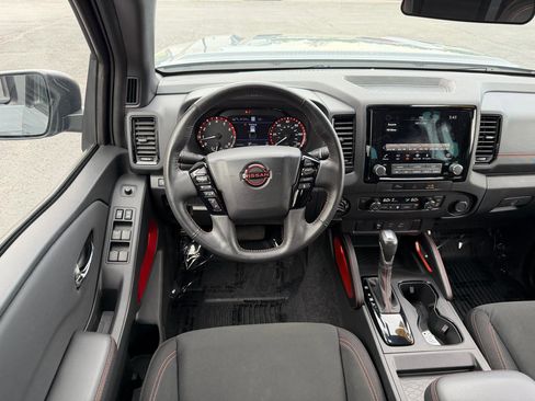 Used 2024 Nissan Frontier PRO-4X w/ Technology Package AWD/4WD image 16