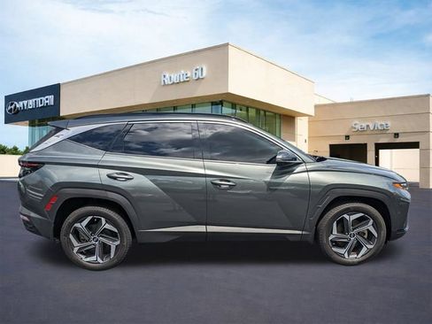 Certified 2023 Hyundai Tucson Limited AWD/4WD image 3