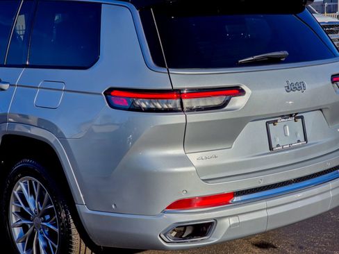 Used 2025 Jeep Grand Cherokee L Summit image 19