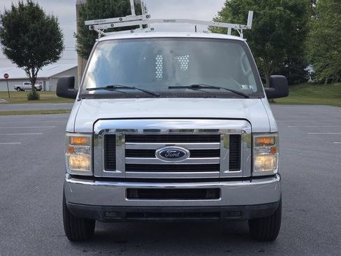 Used 2009 Ford E-250 and Econoline 250 RWD image 3