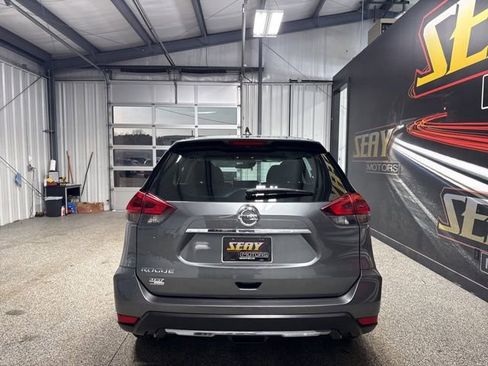 Used 2020 Nissan Rogue S image 18