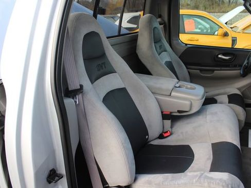 Used 2004 Ford F150 Lightning image 24